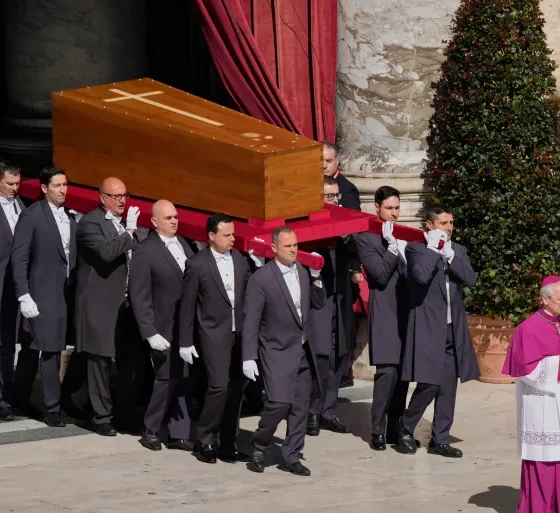 Pallbearers carry the coffin of Pope Francis during his funeral at the Vatican [Gregorio Borgia/AP]