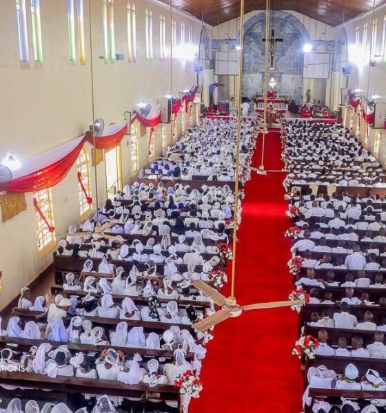 Bishop Confers Sacrament of Confirmation on 983 Candidates