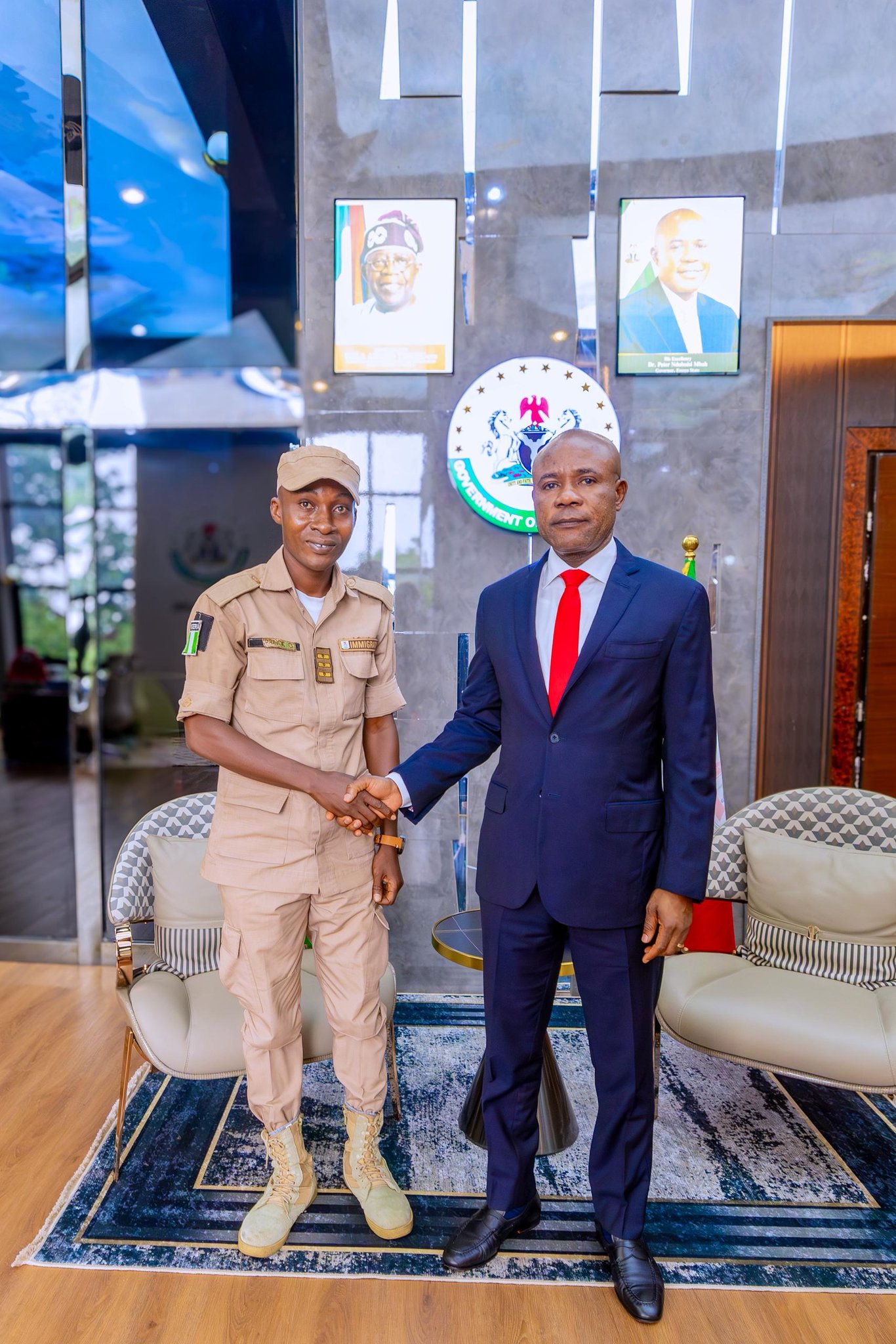 Governor Mbah commends immigration officer who apprehended runaway suspected ritualist