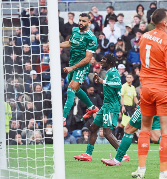 Burnley 0-1 Liverpool: Salah’s Late Penalty Keeps Reds Perfect