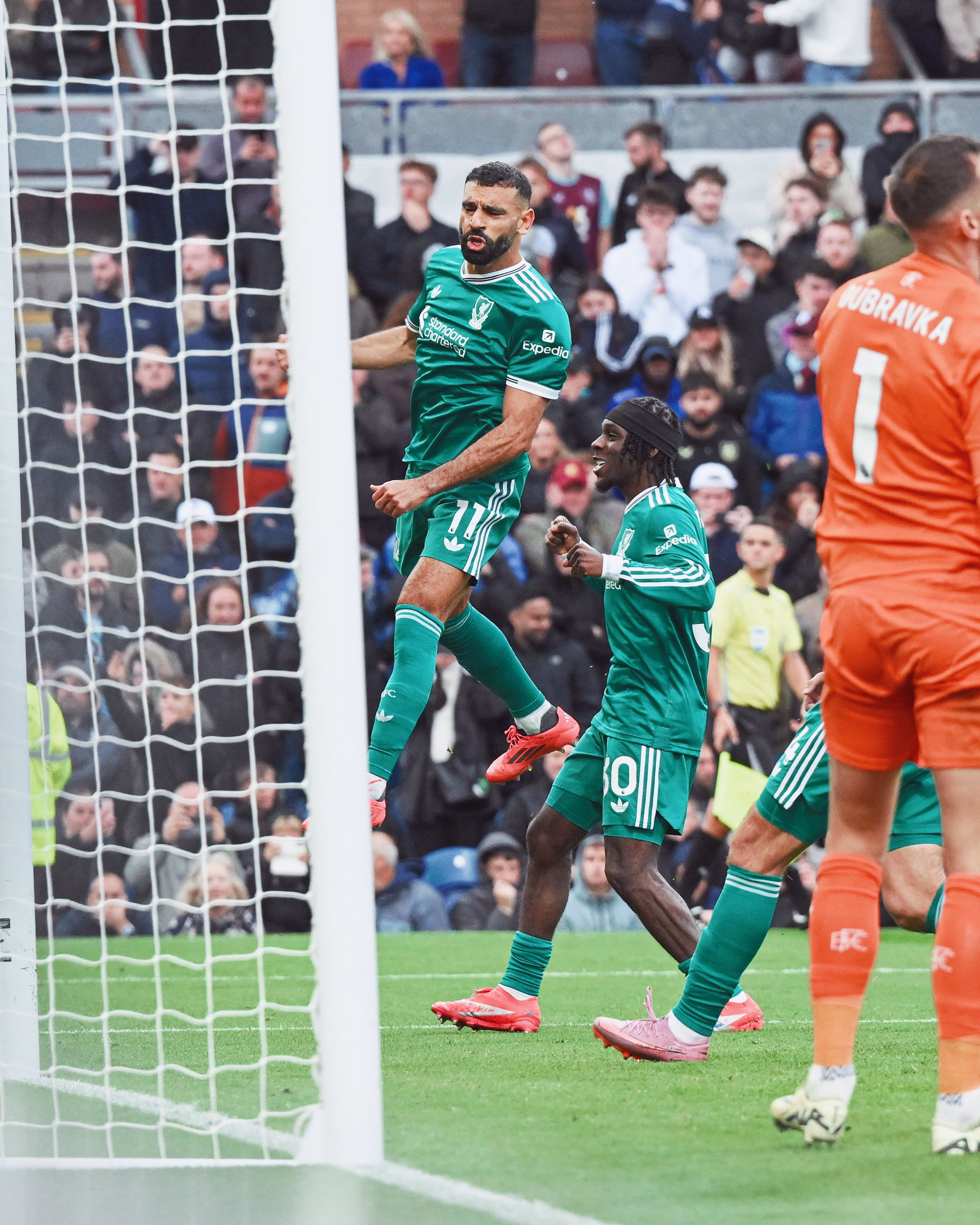 Burnley 0-1 Liverpool: Salah’s Late Penalty Keeps Reds Perfect