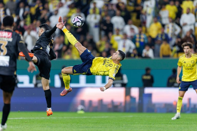 Ronaldo Scores Stunning Bicycle Kick as Al-Nassr Beat Al-Khaleej 4–1