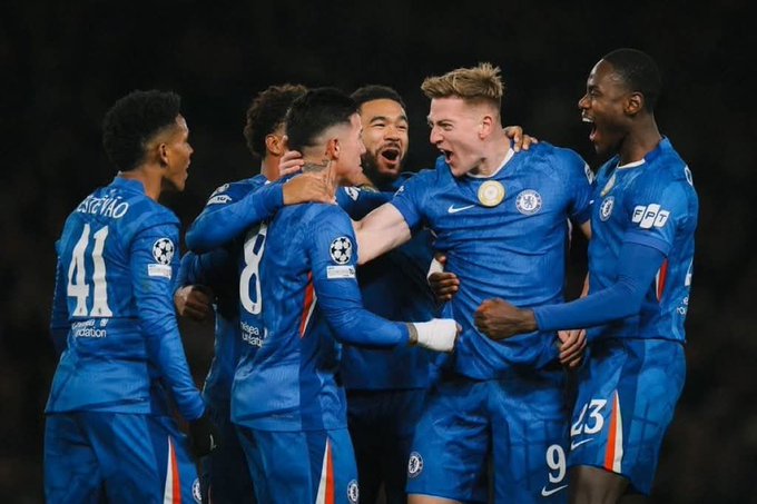 Chelsea Thrash 10-Man Barcelona 3-0 in Champions League