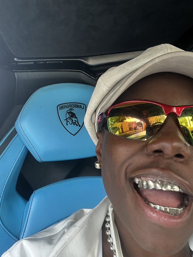 Teni Borrows Davido’s Lamborghini for ‘Speed’ Video Shoot with Gunna