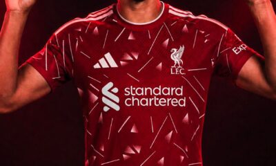 Liverpool Agree Shock Loan Deal for Barcelona Defender Ronald Araújo